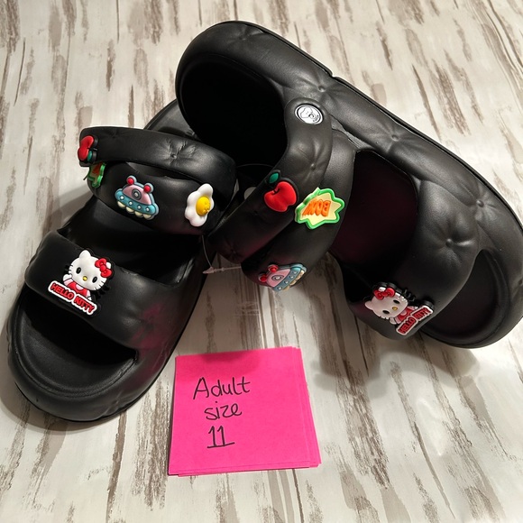 Hello kitty sandals - Picture 2 of 2
